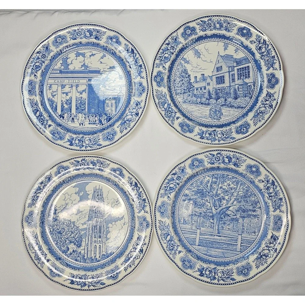VTG Wedgwood Yale University Dinner Plates Set of‎ 4 Blue Transferware 1931 1949
